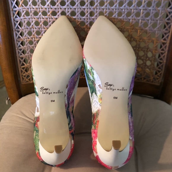 Anthropologie Bettye Muller “Astor” Pumps - Picture 7 of 8